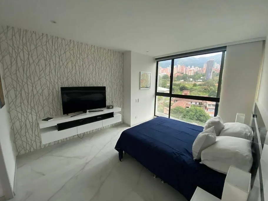 Apartment Luxury Apt! Guest Friendly! Great Location! Jacuzzi, Gym, Security! Medellin
