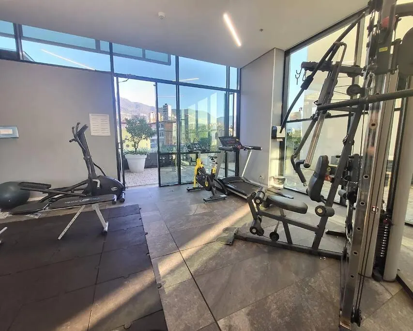Luxury Apt! Guest Friendly! Great Location! Jacuzzi, Gym, Security! Medellin Apartment